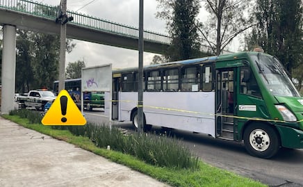 Motociclista muere tras derrapar en Xochimilco y ser atropellado por microbús ¿Qué pasó con el casco?