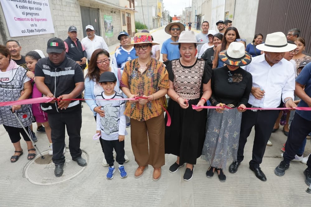Ecatepec le entra al rescate: arrancan obras en calles que llevaban años en el olvido. Foto: (Especial)