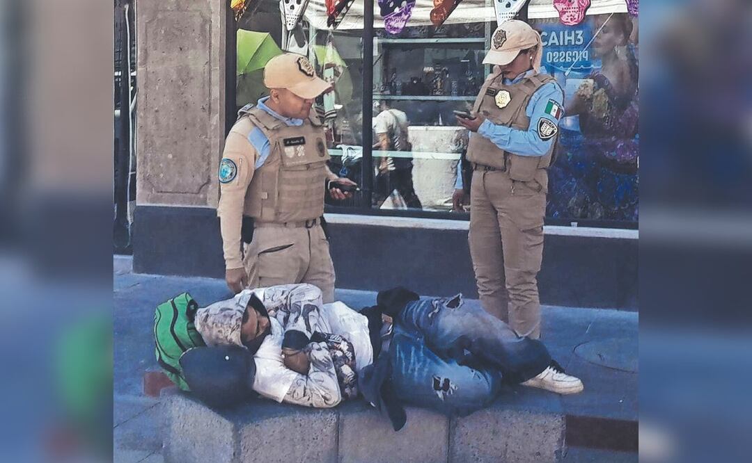 Sin dedos y sin familia, así es la vida de un indigente rehabilitado en la CDMX 