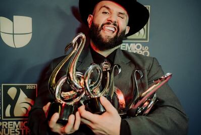 Carín León conquista la revista Vogue y anuncia detalles de su nuevo disco para 2026