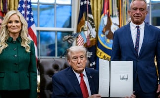 Trump firma orden para imponer aranceles a países que vendan petróleo a Cuba: México en la mira