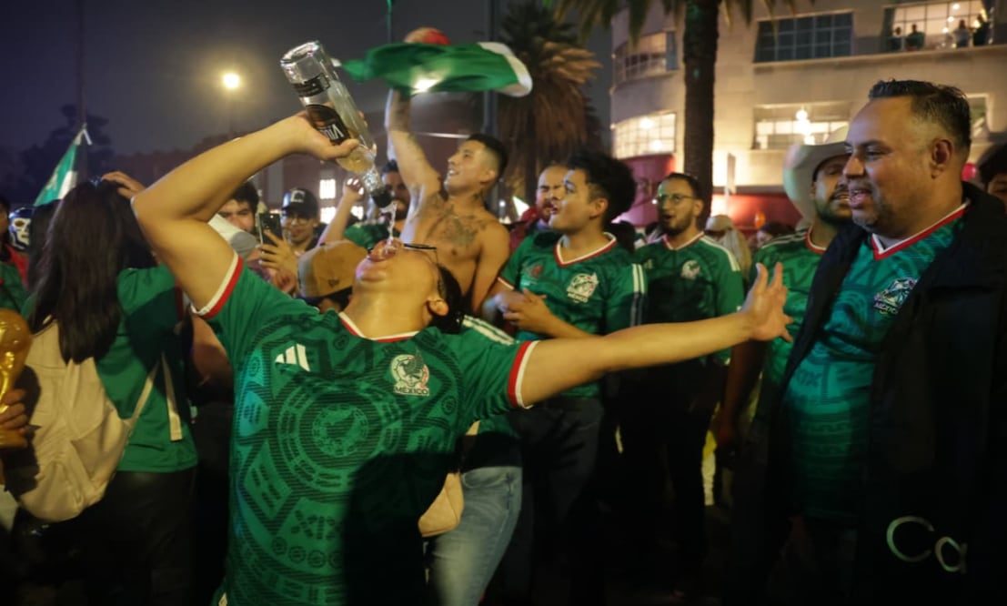 "Se orinan donde quieran": Vecinos del Ángel y Reforma explotan por festejos de México (Foto: Fernanda Rojas)