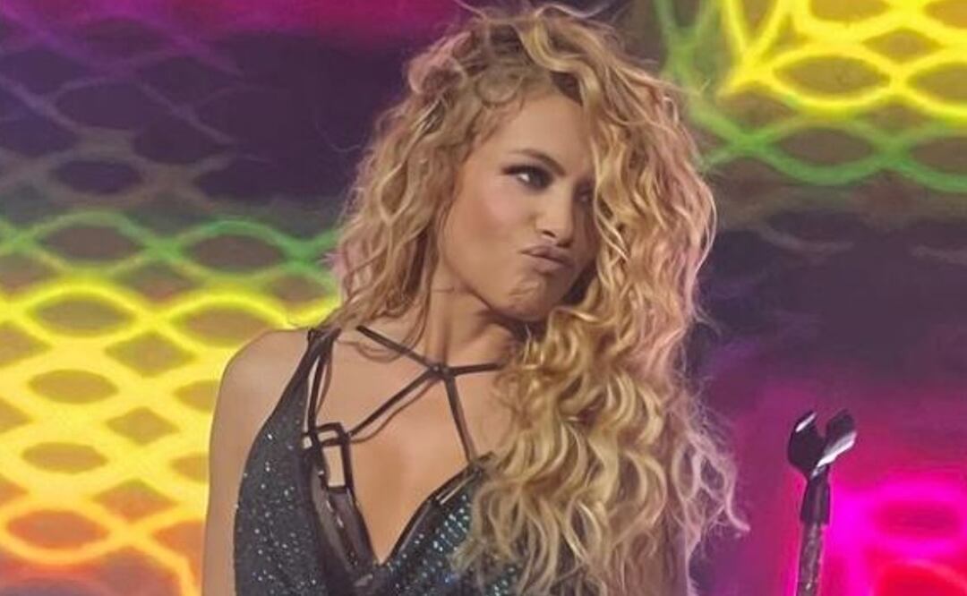 ¿Se le perdió el Polo Norte? Tunden a Paulina Rubio por el chaquetón que usó en Sonora