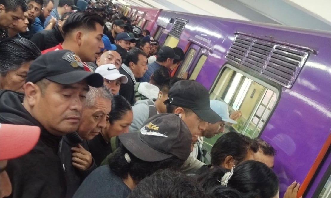 Retrasos en el Metro CDMX (Foto: X)