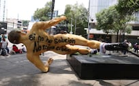 ¡Si no hay solución, no rueda el balón! CNTE arma cascarita y caos en Reforma