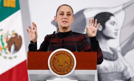 ¿Te perdiste la Mañanera? Contrabando de combustible e impuestos a refrescos, en los temas de hoy