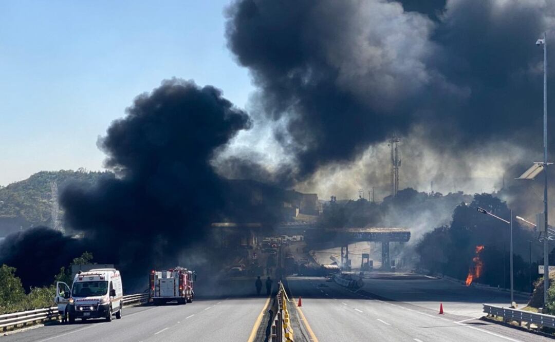 Explosión de pipa en la Chamapa-Lechería deja un muerto y complicaciones viales