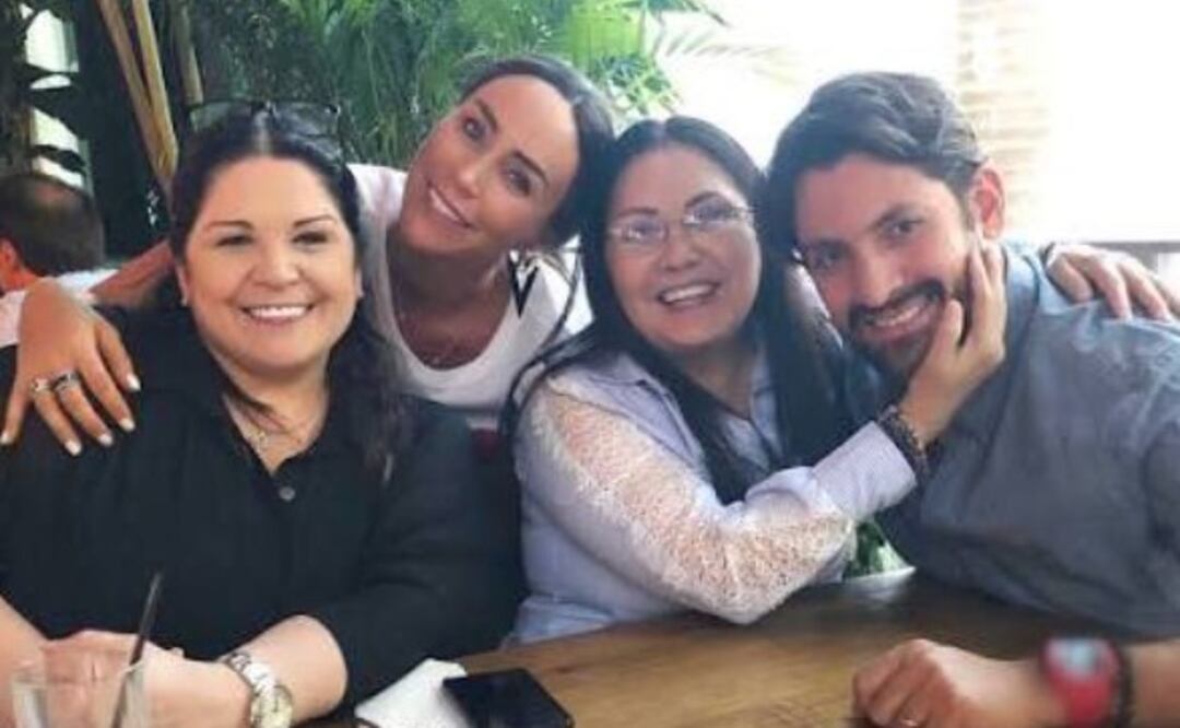 Maca Carriedo expone cercanía de Ana Gabriel con Inés Gómez Mont. Foto: (Redes Sociales)