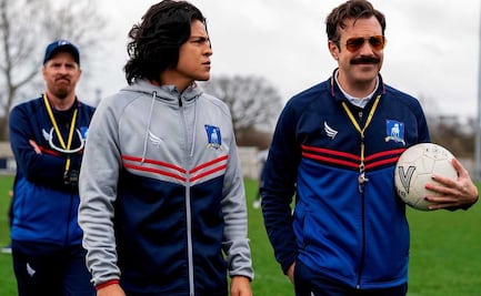Ted Lasso podría entrenar un equipo de mujeres en su cuarta temporada