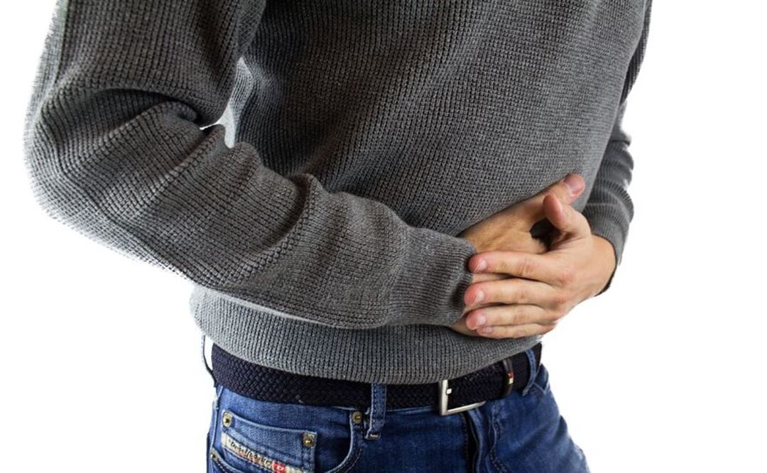 ¡Va al hospital por horrible dolor en la panza y lo que traía metido sorprendió a todos!