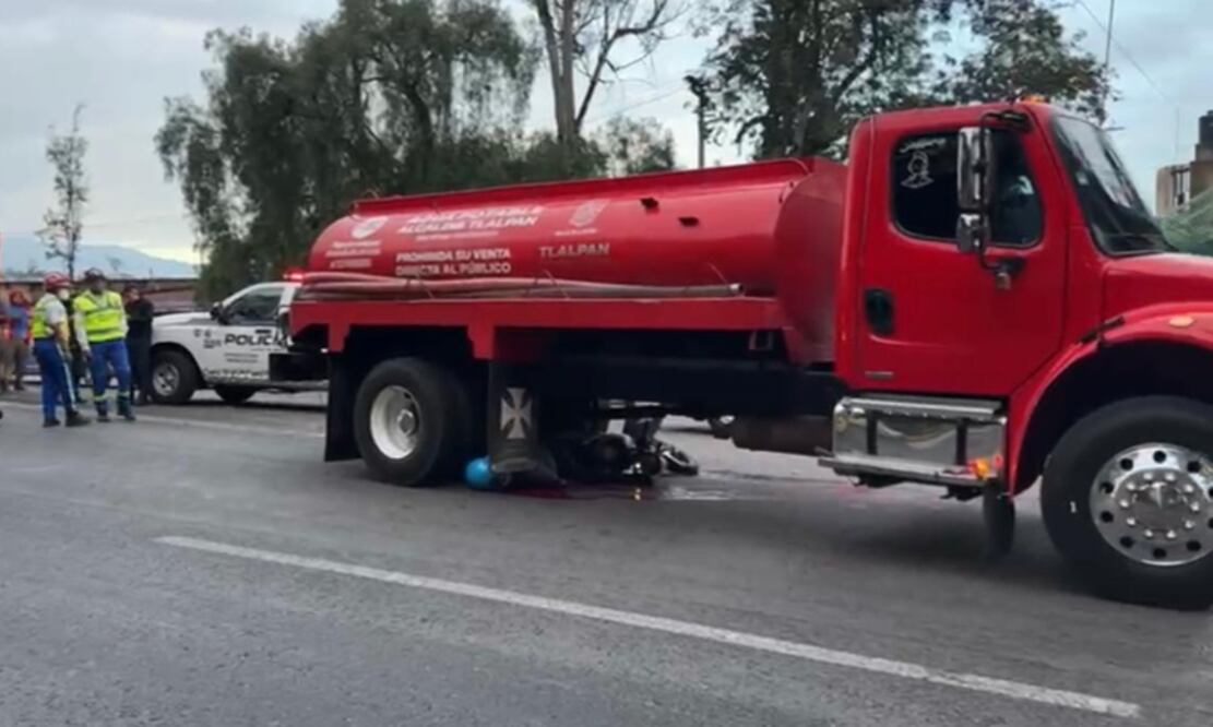 Pipa embiste a bikers (Foto: Especial)