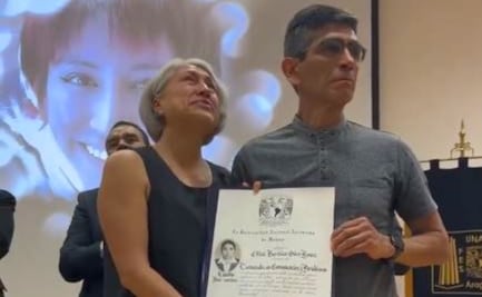 UNAM cumple el sueño de Berenice Giles: entregan su título universitario tras tragedia en Ceremonia 