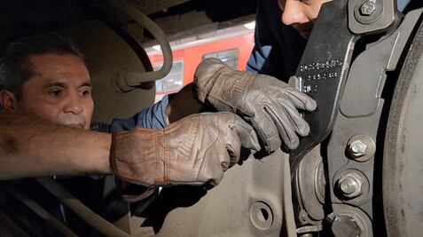 Supervisan frenos en trenes de la Línea 2 del Metro CDMX