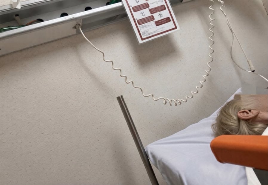 Supuesta foto de Laura Bozzo en el hospital (Vía: X)