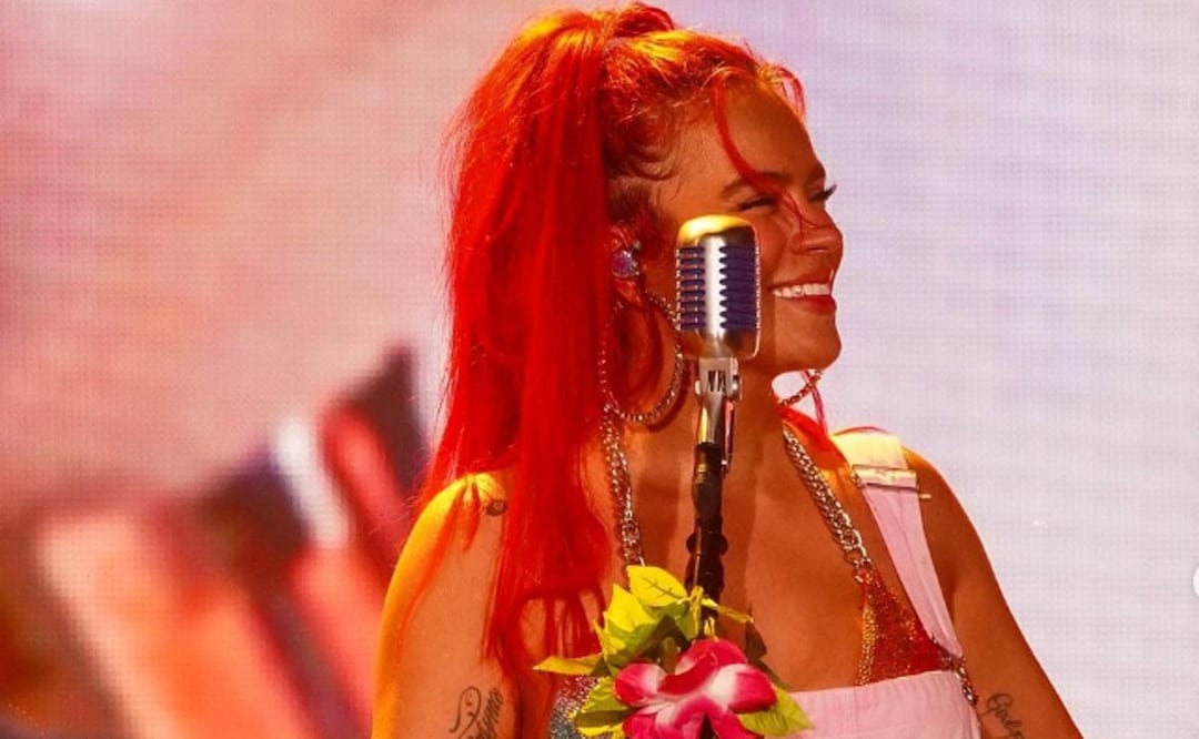 Por un boleto de Karol G, fan hará uñas gratis por un año