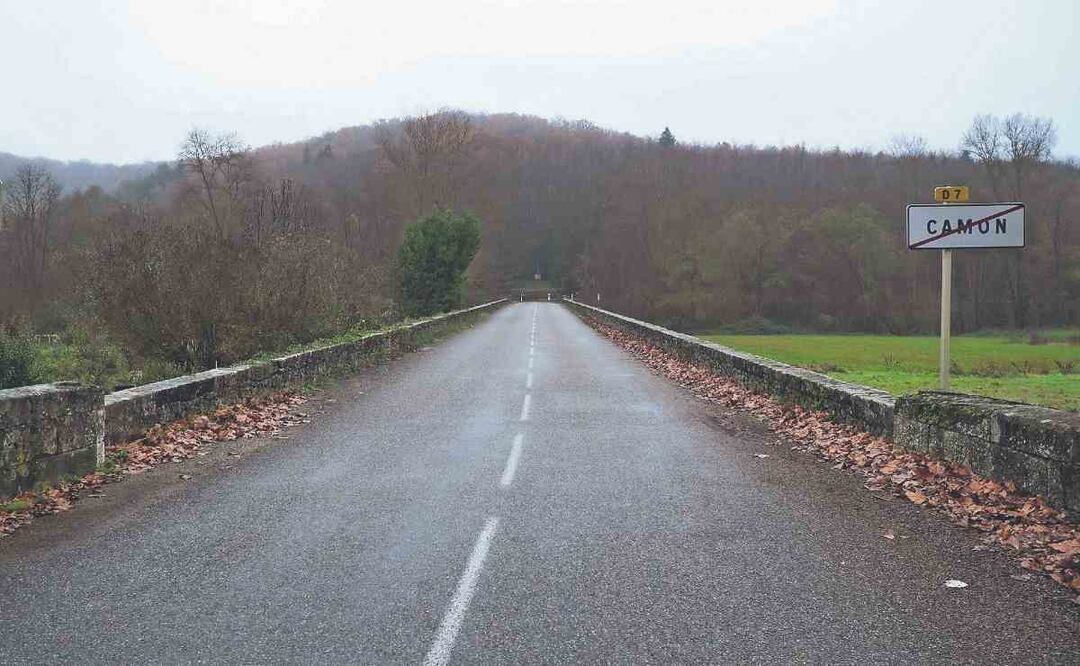 En Francia niño vivió en las montañas tras ser apartado de su abuela