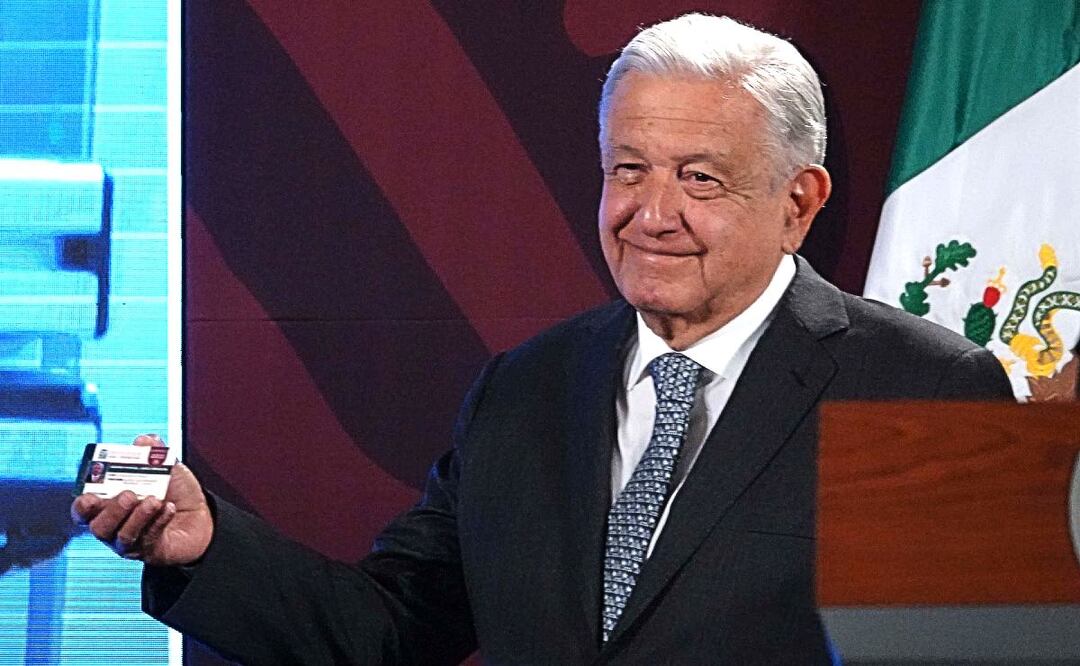 AMLO tiene pensión del ISSSTE ¿cuánto recibe al mes?