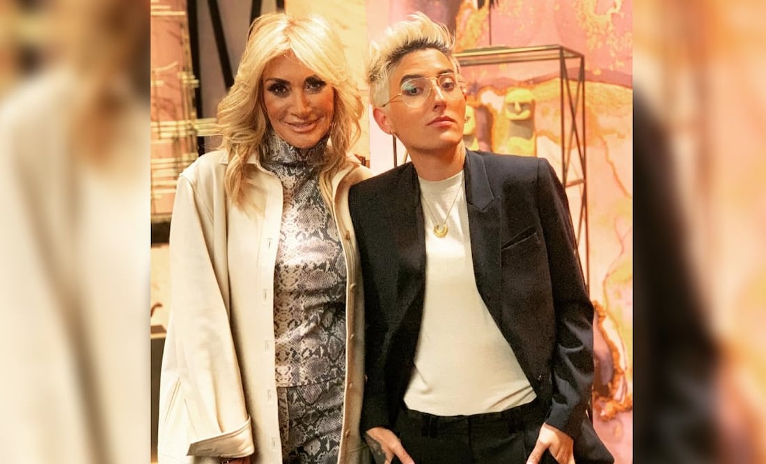 Adela Micha y Maca Carriedo olvidan la compostura y se agarran del chongo frente al público