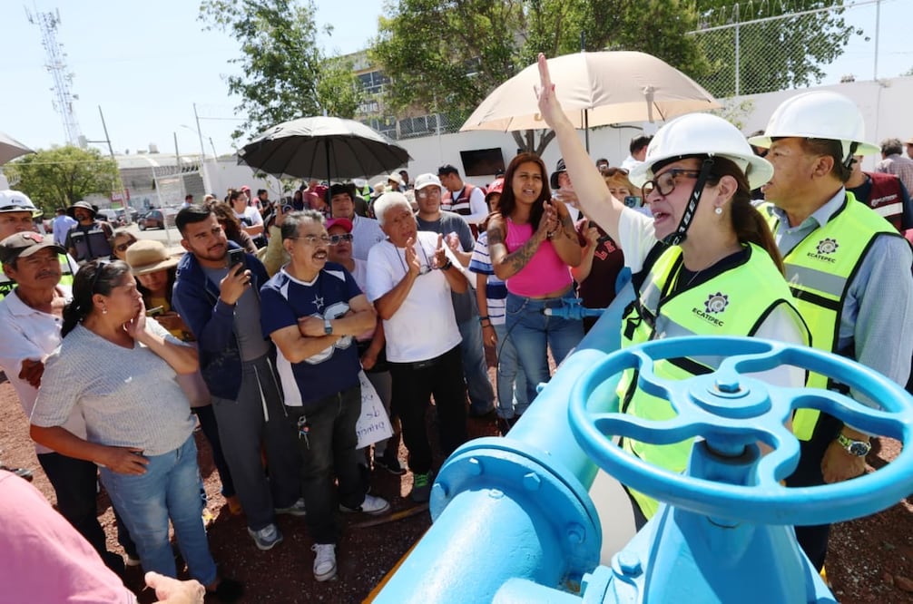Agua en Ecatepec (Foto: Especial)