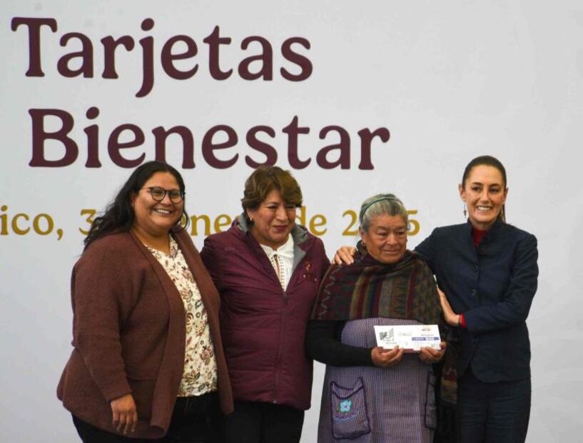 entrega_tarjeta_mujeres_con_bienestar.jpg