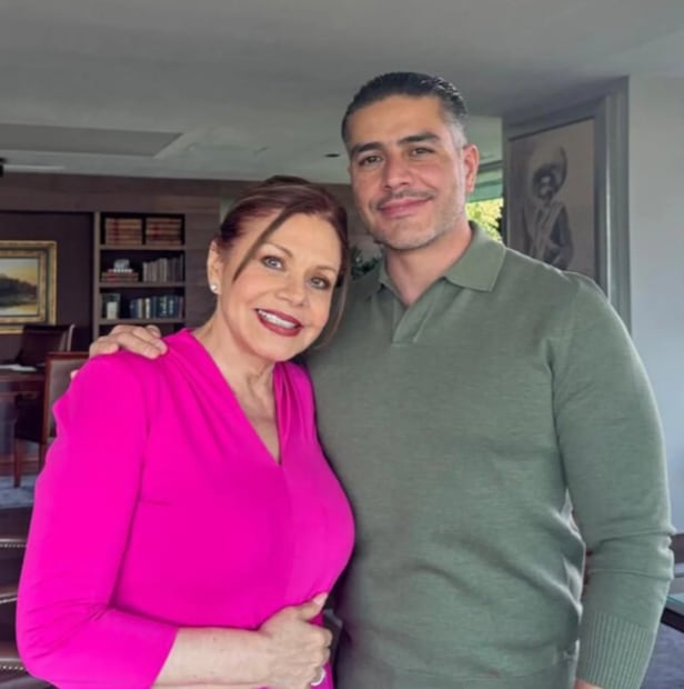 María Sorté y su hijo, Omar García Harfuch (Foto: Instagram)