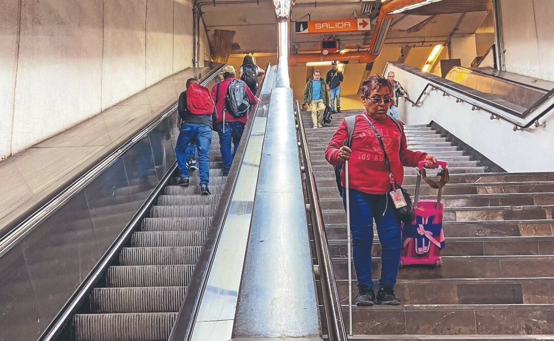 MetroCDMX: Crisis en la Línea 7, usuarios se quejan de las escaleras eléctricas de Camarones