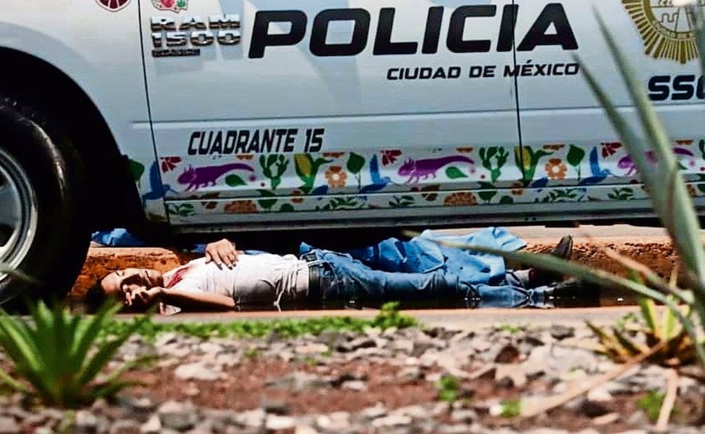 29 de junio de 2026, Ciudad de México. Un hombre de 38 años fue asesinado a balazos tras una agresión directa registrada sobre avenida Tláhuac, 
Foto: Osmar Alvarado  / EL GRÁFICO