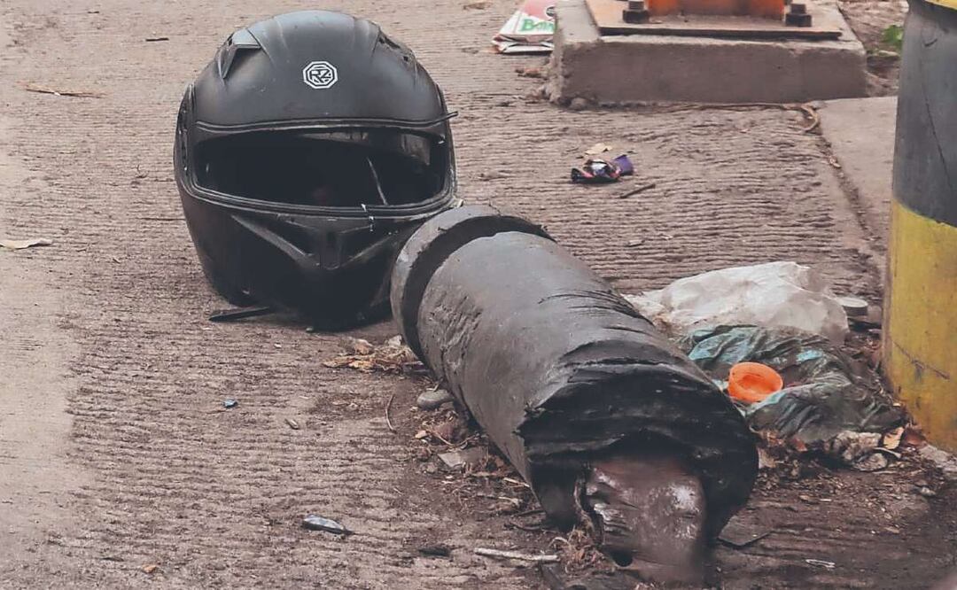 Motociclista muere tras ser embestido por Mexibús al ignorar semáforo