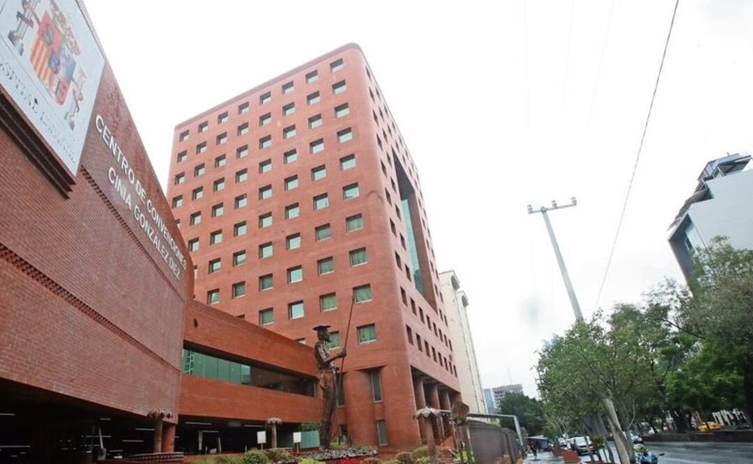 Jefa de enfermeras aparece muerta y con una herida en la cabeza, en el Hospital Español