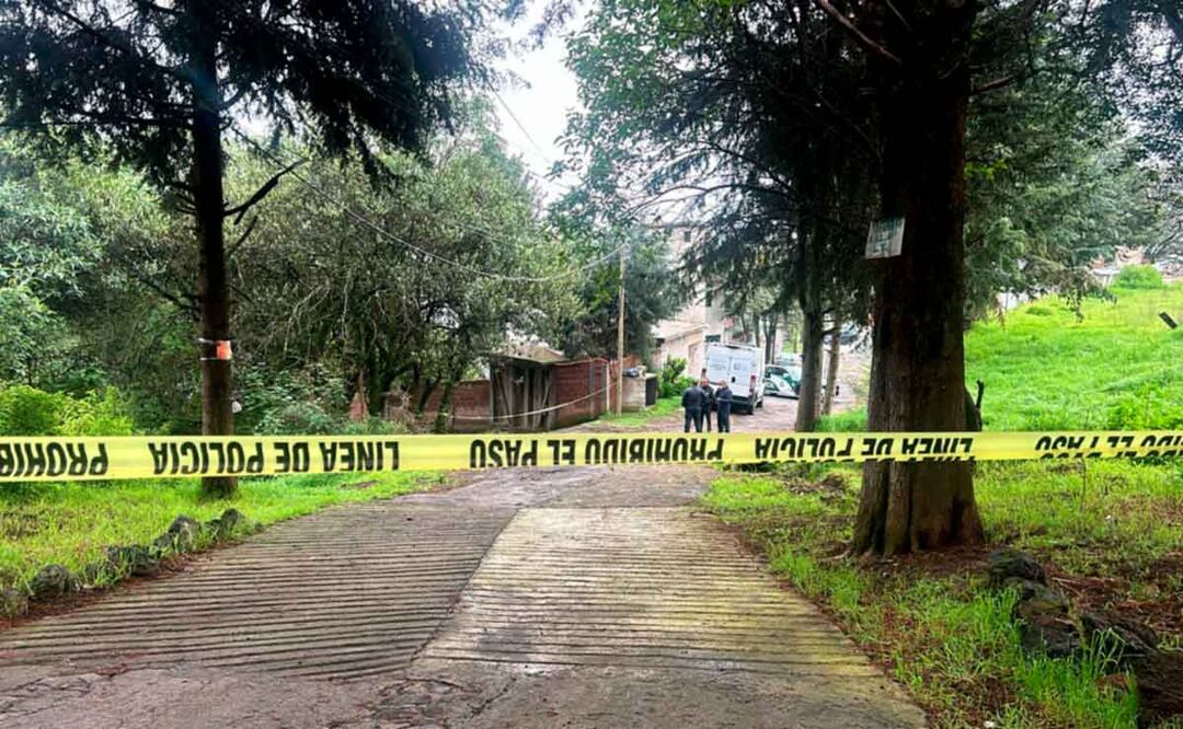 Abandonan cuerpos de 2 mujeres en Topilejo, cámara capta cuando las dejaron