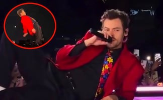 ¡Fíjese! Harry Styles sufre caída durante su segunda fecha en México