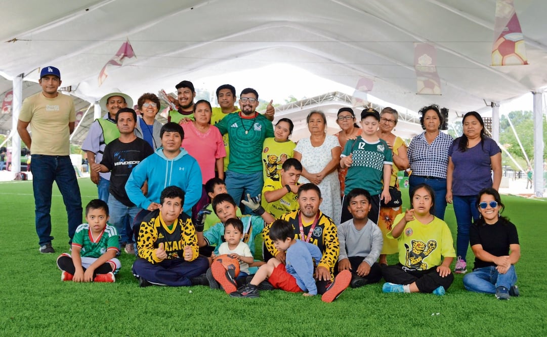 El equipo de los ocelotes esta conformado por jóvenes y menores de edad con síndrome de Down, autismo y discapacidad intelectual moderada. Foto: Especial