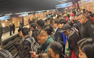 Caos en el Metro CDMX hoy: Saturación en tres líneas y marcha lenta en la Línea 2