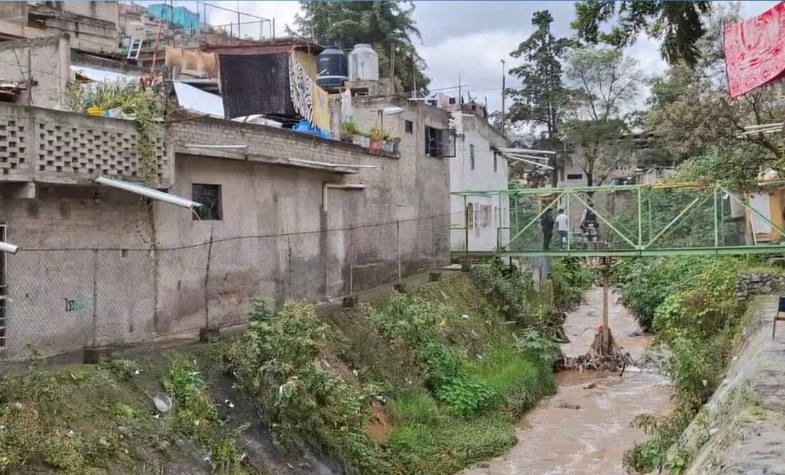 Amarrado de brazos y piernas, hallan cuerpo flotando en río de Naucalpan
Imagen: Captura de pantalla