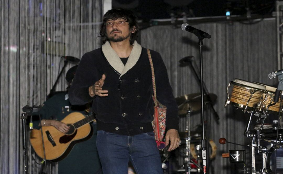 ¡Que siempre no! León Larregui desmiente madriza en París