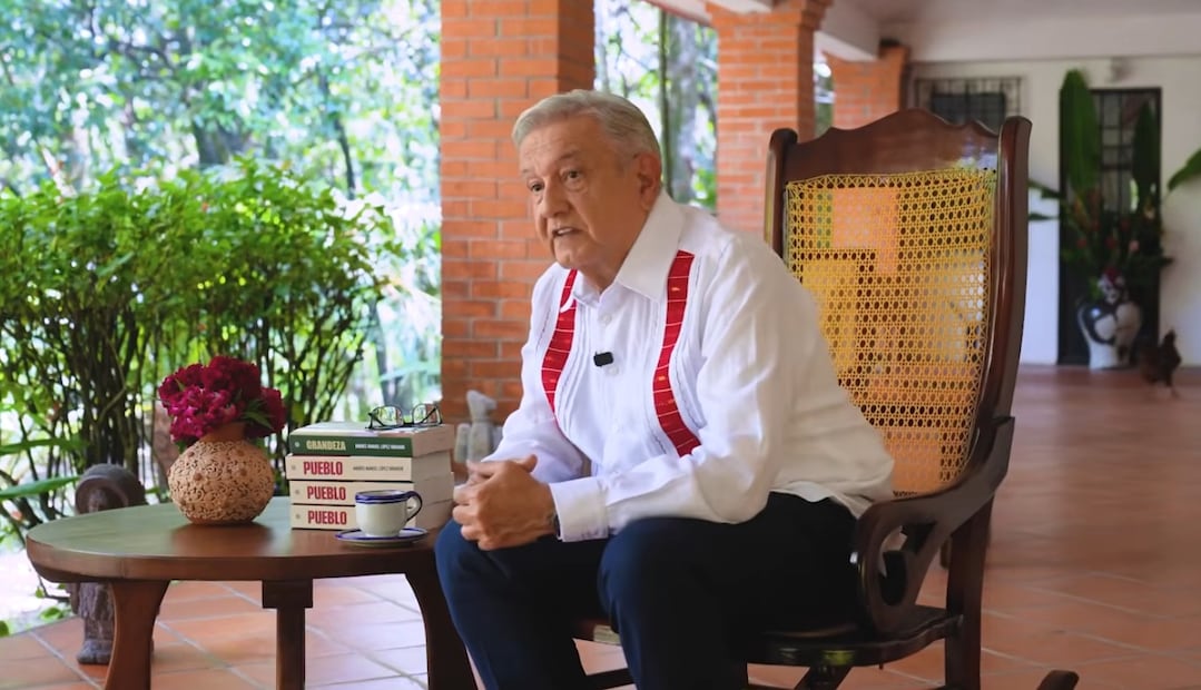 AMLO reaparece con “Pueblo” y lanza dardos contra porfiristas, PRI y neoliberales
Foto: Redes Sociales