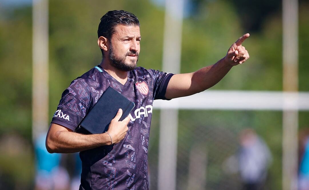 Necaxa: Revelan mensajes de acoso que el DT Jorge Gómez enviaba a las jugadoras (Fotos: Twitter)