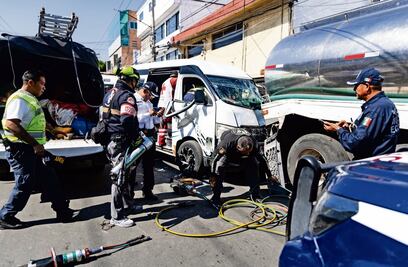 Accidente en el centro de San Cristóbal deja varios pasajeros lesionados
