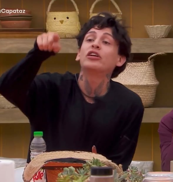 Kunno arremete contra Julio Camejo (Vía: La Granja VIP)