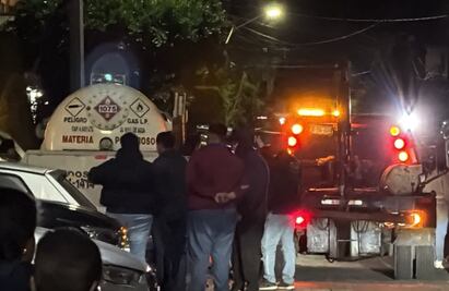 ¡Estallido mortal en Neza! Hallan a trabajador sin vida junto al tanque dañado