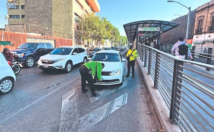 Metrobús CDMX: Policías de tránsito realizan operativos para multar a invasores del carril confinado