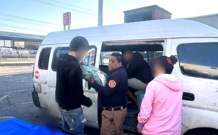 Combi se convirtió en sala de parto en pleno Ecatepec: policías ayudan a recibir a bebé