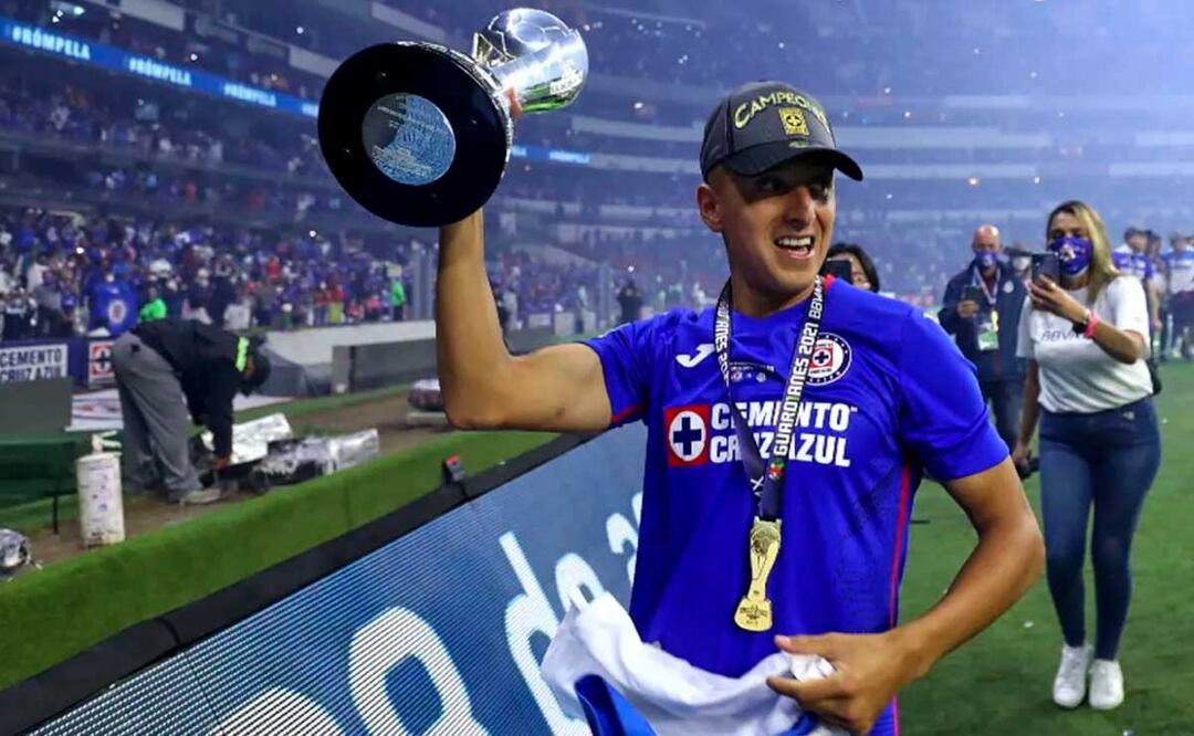 Cruz Azul va por “Piojo” Alvarado: El posible fichaje que podría cambiar el torneo