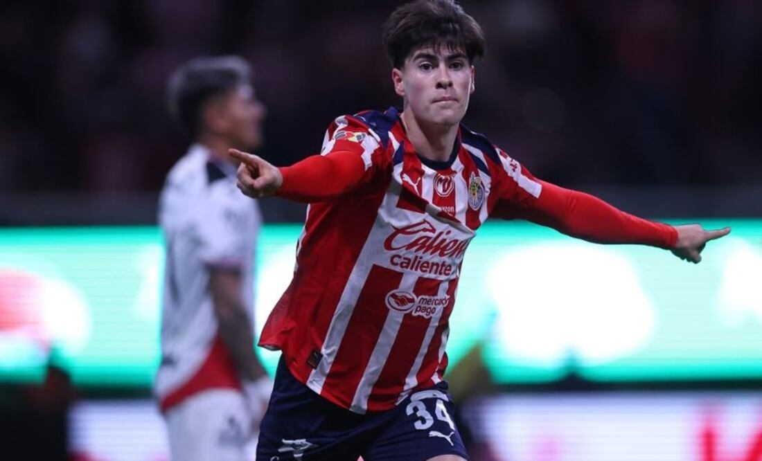 Armando la Hormiga González. Foto: (Chivas)