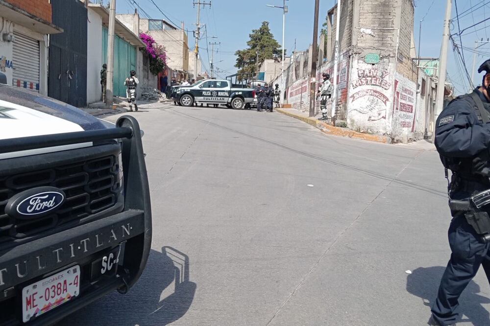 Cuerpos abandonados en Tultitlán. Foto: (Áxel Sánchez. El Gráfico)