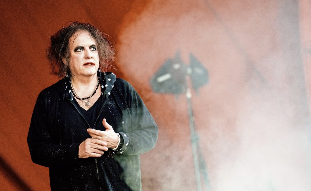 Robert Smith líder de la banda The Cure. Foto: Instagram