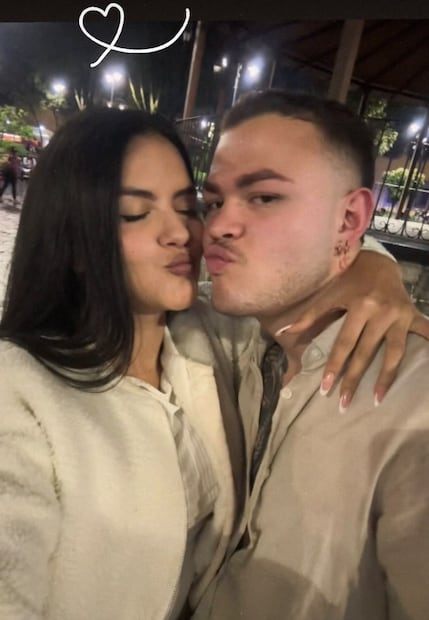 Kariana Colmenero y su nuevo galán (Vía: Instagram)
