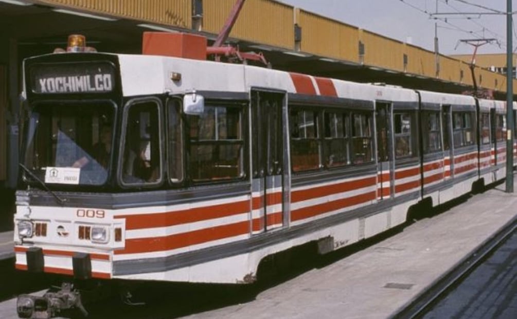 Foto: Santi SntVTC (Tren tipo Moyada realizando su recorrido )