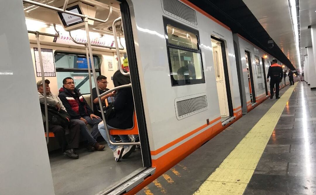 Dos mujeres pelearon por un asiento en el Metro Pantitlán, una recibió atención médica