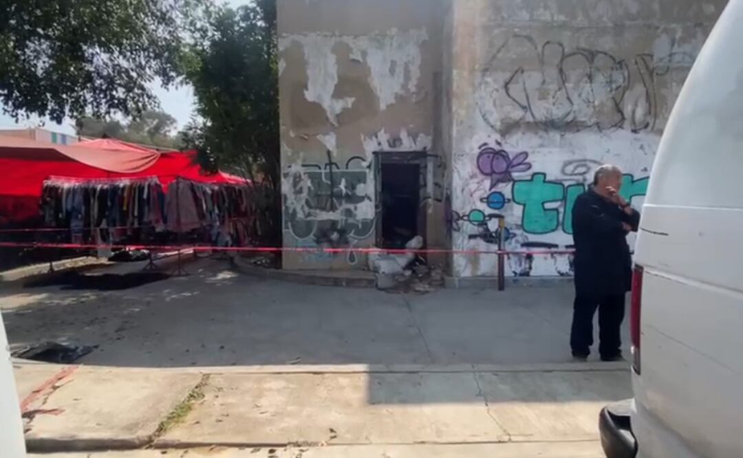 Encuentran indigente muerto entre la basura en Azcapo, había pedido ayuda a su familia